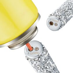 Metallfeuerzeug  " Diamond " mit Strasssteinchen Champ